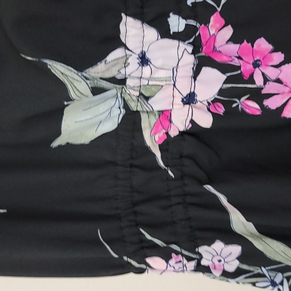 NWT And Eawy New Black Floral Sleeveless Top L - Picture 6 of 12